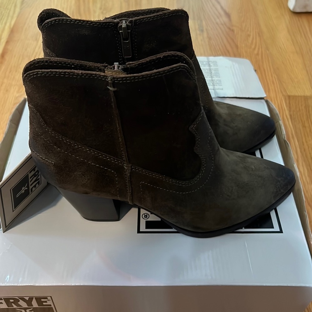 Frye Ankle boots
